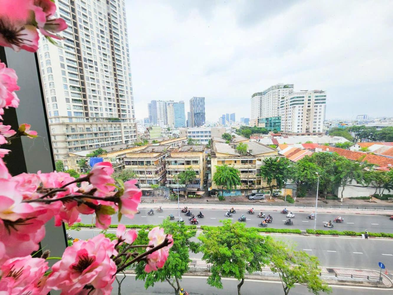 Monday Premium Aparts - Highclass Building And Central Spot Ho Chi Minh City Exterior photo
